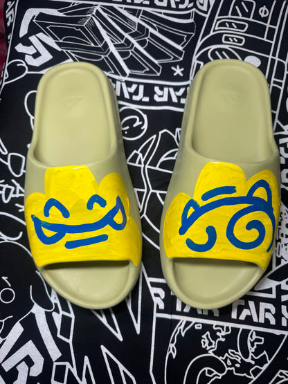 YEEZY SLIDES UK